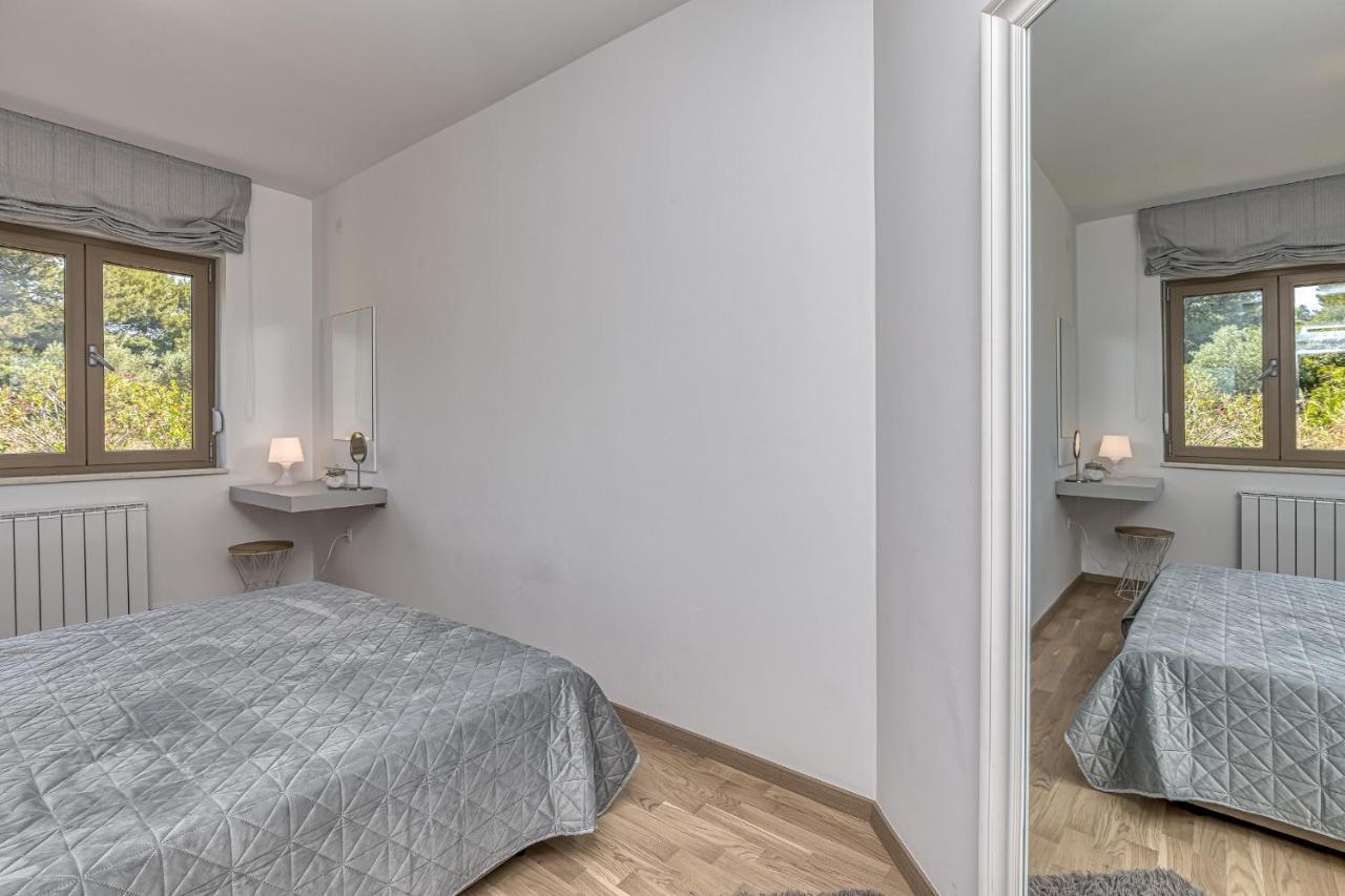 Apartment Stoja プーラ エクステリア 写真